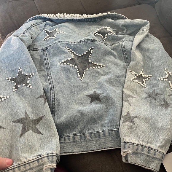 B 18    Pearl Denim Jacket - Picture 4 of 8